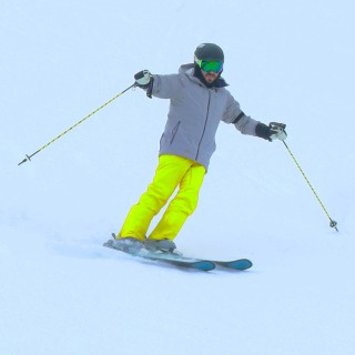 Skiing2025_0018E
