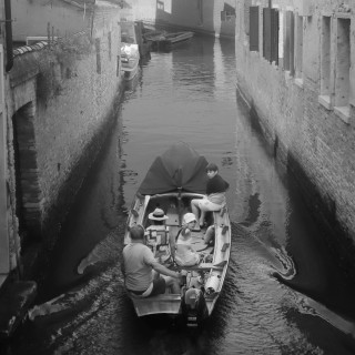 Boat_VeniceCanalBW_0229E