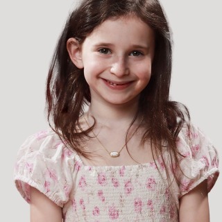 HD-Portraits_0237White_RR-copy-2
