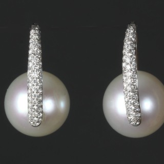 PearlEarrings_0114